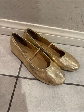 Wild Pair Girls' Metallic Gold Mary Jane Flats